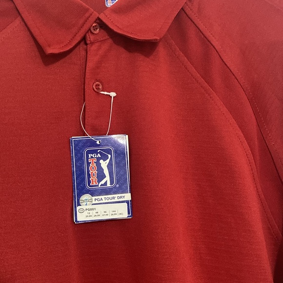 PGA Tour men’s Red Golf Polo Size Large ( 110 A ) - Picture 4 of 5